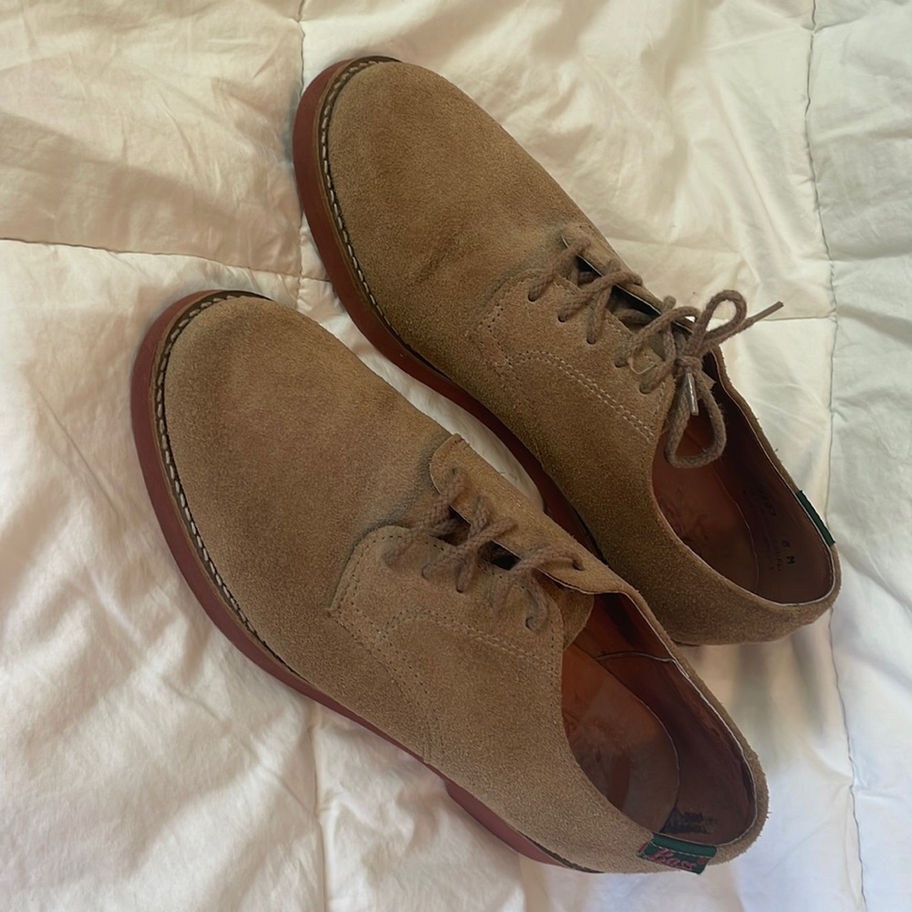 Bass men’s shoes, size 8, great condition